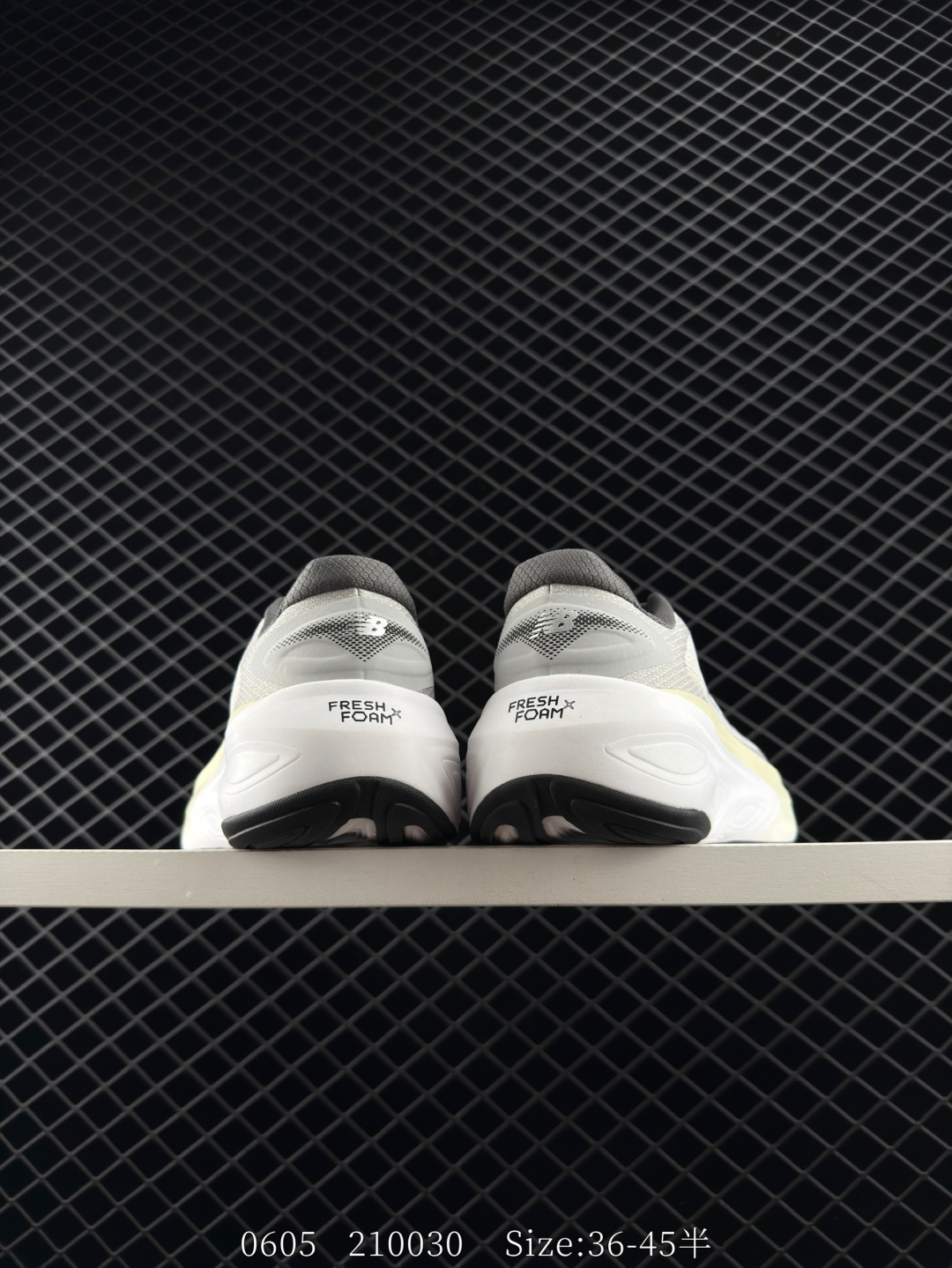 New Balance 471 MMORXB6NB